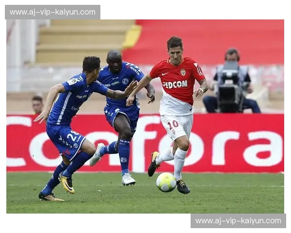 绿茵之上的铁血与浪漫：复盘尤文vs摩纳哥的比分密码与战术博弈